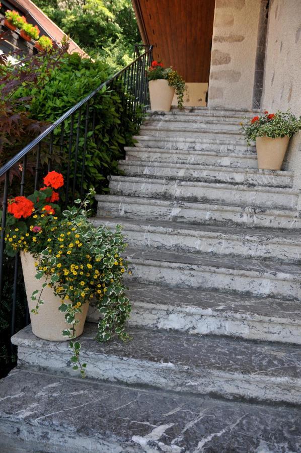 Auberge Du Roselet Duingt Zimmer foto